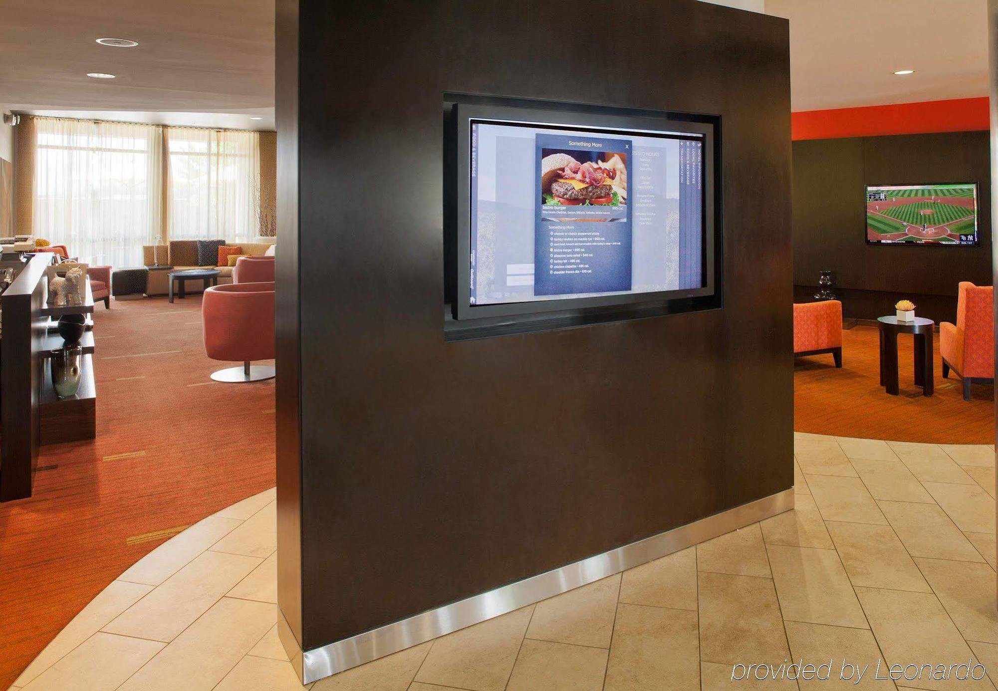 Courtyard Medford Airport Otel Dış mekan fotoğraf